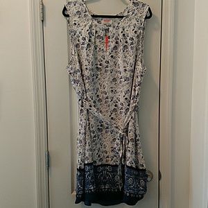 Slip Dress Navy and White flowers. Sz. 3x  NWT